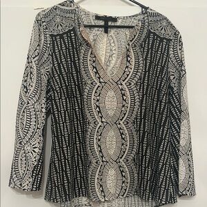BCBGMaxAzria Black and White Lace 3/4 Sleeve Blouse